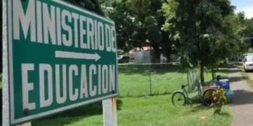 Unos 400 docentes y 32 administrativos implicados en falsificación de diplomas y títulos en Panamá