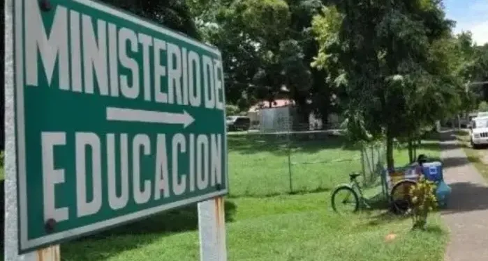 Unos 400 docentes y 32 administrativos implicados en falsificación de diplomas y títulos en Panamá