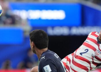 EE UU deja en shock a Paraguay en el debut mundialista