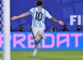Messi marca un hat trick para Argentina y siembra el terror en Argelia