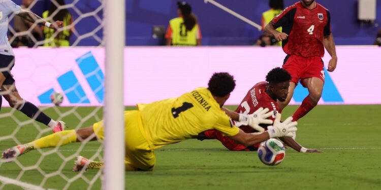 Cabo Verde hace la hombrada ante Uruguay y le empata en Miami