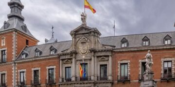 España descarta nombrar embajador en Nicaragua y mantiene contactos mínimos con la dictadura