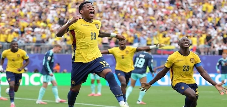 Ecuador avanza y España define hoy el liderato de grupo
