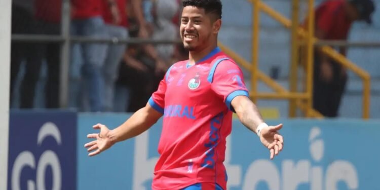 Juzgado de Guatemala impone medidas de seguridad a futbolista Pedro Altán por denuncia de violencia contra la mujer