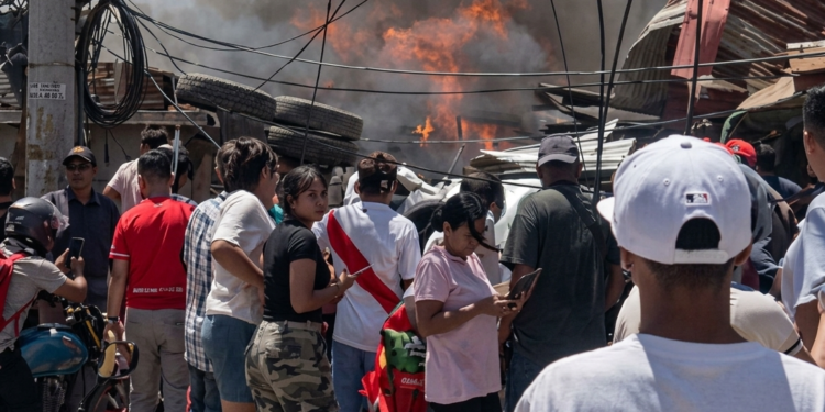 Accidente de volqueta deja al menos seis muertos y varios heridos en Tegucigalpa