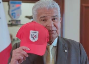 Presidente de Panamá decreta salida laboral anticipada por el debut de la selección en el Mundial 2026
