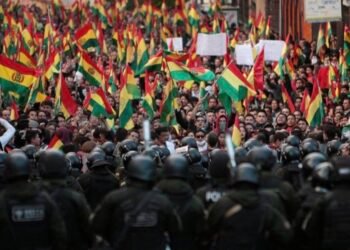 Estado de excepción en Bolivia tras seis semanas de protestas y bloqueos de carreteras