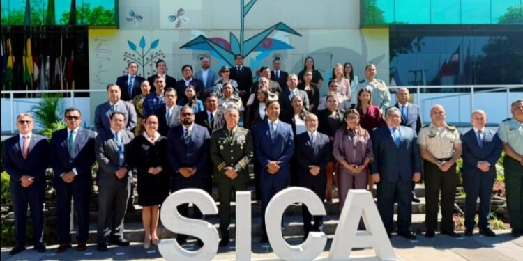 Centroamérica revisa estrategia regional de seguridad en reunión del SICA