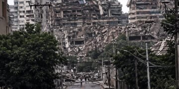 Terremoto en Venezuela podría dejar entre 10,000 y 100,000 fallecidos, según estimación de EE UU