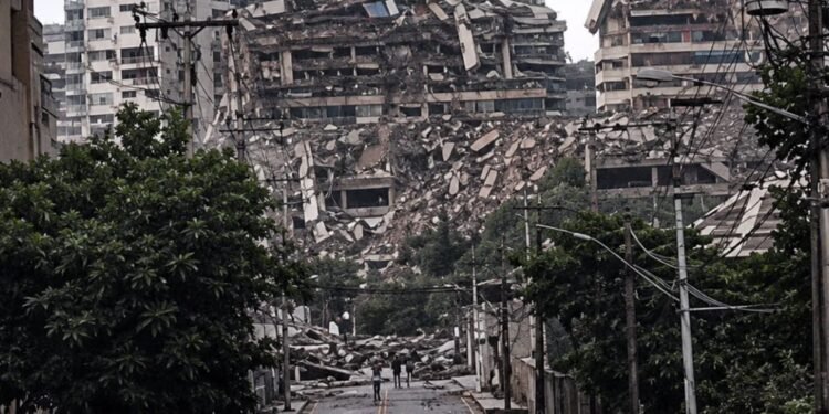 Terremoto en Venezuela podría dejar entre 10,000 y 100,000 fallecidos, según estimación de EE UU