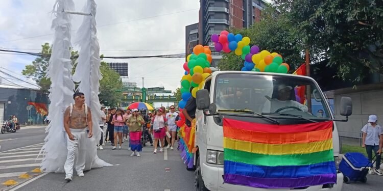 Marchas del orgullo 2026 reúnen a miles de personas en Centroamérica para exigir derechos e inclusión