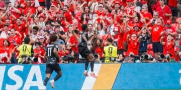 Canadá golea 6-0 a Catar en el Mundial con triplete de Jonathan David