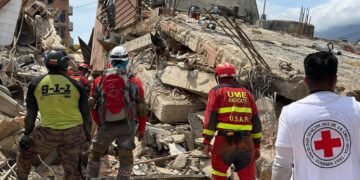 El cantautor panameño Rubén Blades envía mensaje de solidaridad a Venezuela y llama a apoyar ayuda humanitaria
