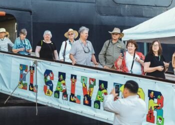 Turismo en El Salvador genera 340,000 empleos y representa el 10 % de la economía nacional, según el gobierno