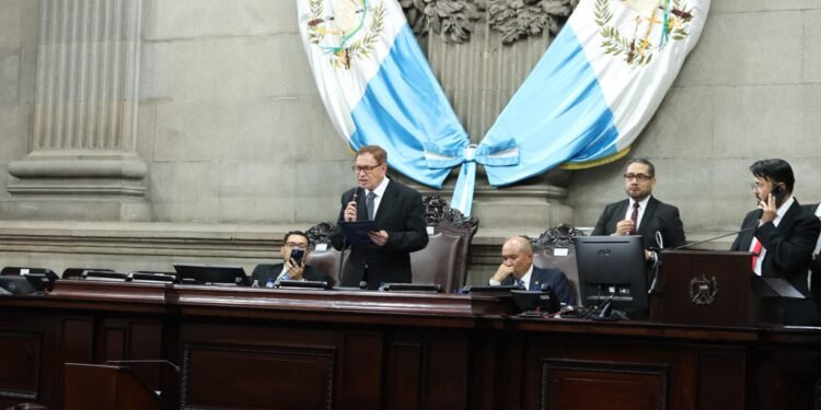 Congreso de Guatemala aprueba ley contra el lavado de dinero y financiamiento del terrorismo