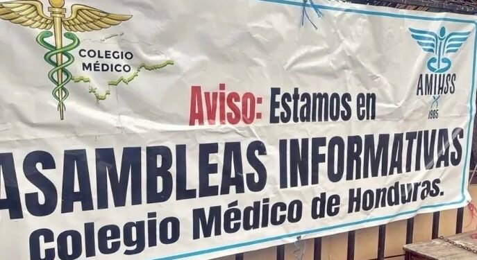 Médicos hondureños seguirán con protestas y miles de pacientes enfrentan retrasos en la atención sanitaria
