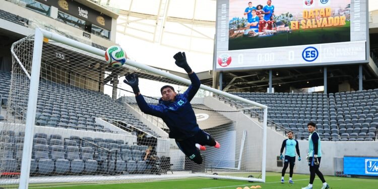La Selecta salvadoreña de fogueo ante Catar, una de las selecciones clasificadas al Mundial
