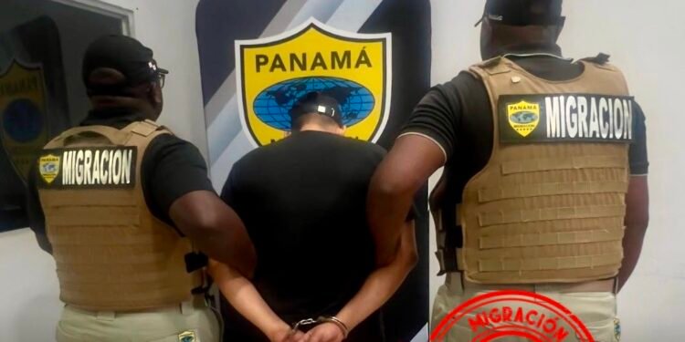 Panamá detiene a pandillero salvadoreño buscado por Interpol por homicidio, extorsión y narcotráfico