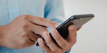 Panamá abre licitación internacional para incorporar un tercer operador de telefonía móvil