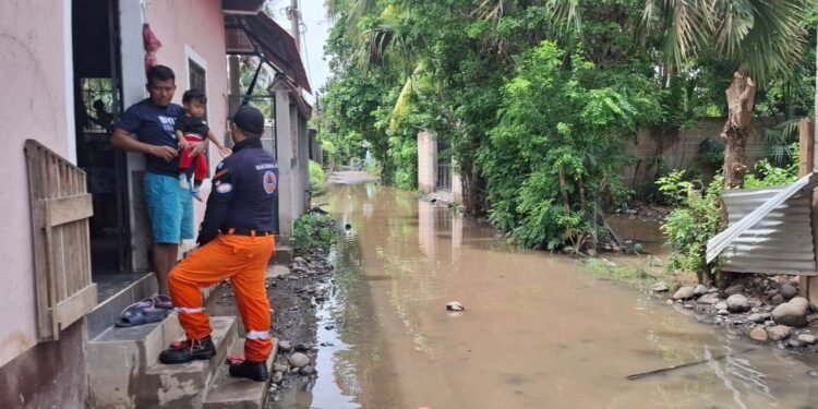 Temporada de lluvias en Guatemala dejan seis fallecidos y más de 5,000 afectados mientras aumentan las emergencias