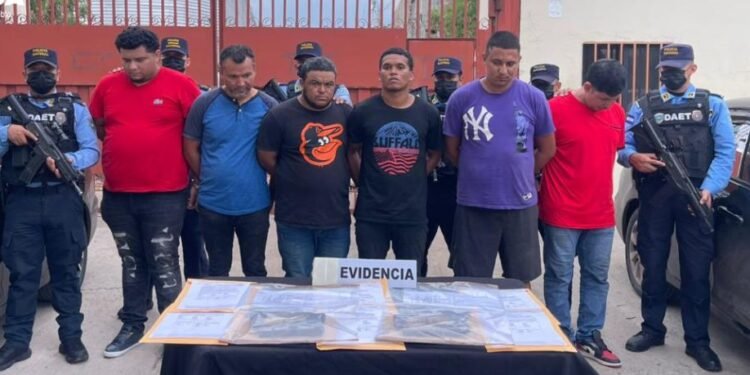 Honduras captura a seis presuntos pandilleros de la MS-13 y frustra posible acción criminal en el sur del país