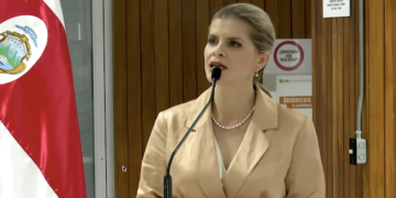 La presidenta de Costa Rica someterá a su gabinete a pruebas de polígrafo