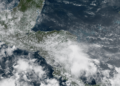 Baja presión amenaza con lluvias intensas en Centroamérica el fin de semana