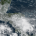 Baja presión amenaza con lluvias intensas en Centroamérica el fin de semana