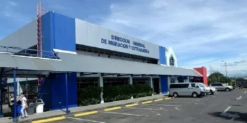 Costa Rica permitirá trabajar a refugiados con trámite pendiente o denegado