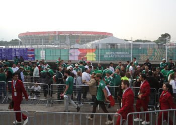México hace su debut mundialista ante Sudáfrica con presión de ganar