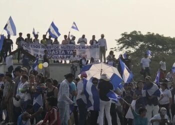 La dictadura Ortega-Murillo ha forzado a más de 838,000 nicaragüenses a salir del país desde 2018