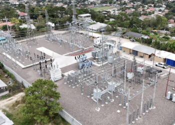 Honduras impulsa reforma para rescatar y modernizar la Empresa Nacional de Electricidad