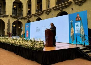 PNUD advierte sobre nuevas presiones que enfrentan las democracias en la región