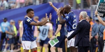 Mbappé ajusticia a Suecia y lleva a Francia a octavos para enfrentar a Paraguay