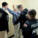 Extraditan a nicaragüense acusado de fraude con pasaportes y dinero estadounidense falso