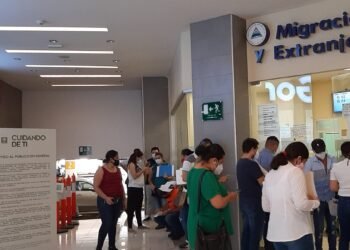Dictadura de Nicaragua endurece trámites de salida para menores y elimina las visas múltiples