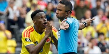 El árbitro salvadoreño Iván Barton dirigirá la semifinal del Mundial 2026 entre Francia y España