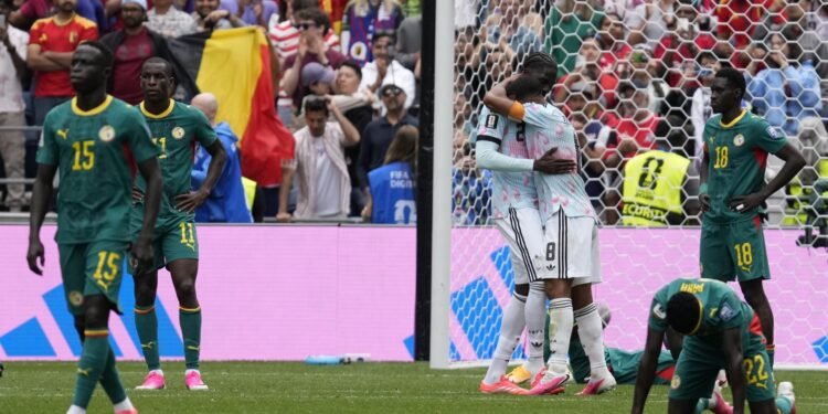 Hazaña de Bélgica en el minuto 125 la lleva en octavos de final