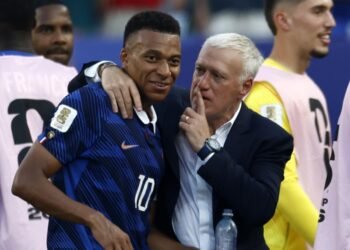 Deschamps, entrenador de Francia: “Mbappé está bien, es muy fuerte mental y físicamente”