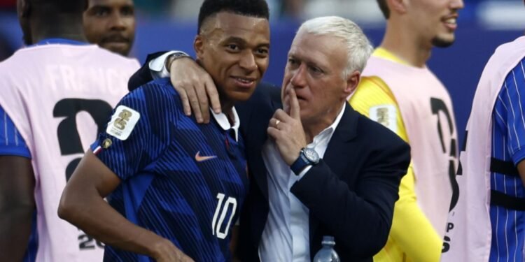Deschamps, entrenador de Francia: “Mbappé está bien, es muy fuerte mental y físicamente”