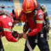 Llaman a denunciar falsos bomberos que piden dinero en las calles de Guatemala