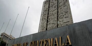 FMI destaca resiliencia económica de Guatemala pero recomienda aumentar inversión pública y fortalecer recaudación.