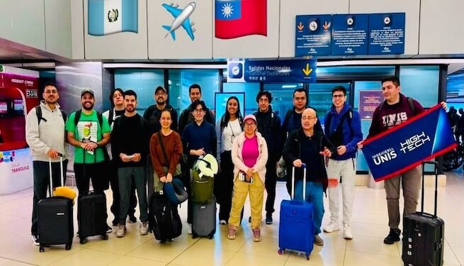 Docentes y estudiantes de Guatemala viajan a Taiwán para capacitarse en la industria de semiconductores