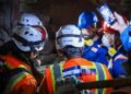 Venezuela mantiene búsqueda de sobrevivientes una semana después del terremoto que dejó casi 2,000 muertos