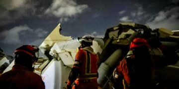 Venezuela eleva a 2,645 la cifra de fallecidos por el doble terremoto de junio