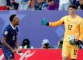 Francia avanza con gol de penal y deja en el camino a Paraguay