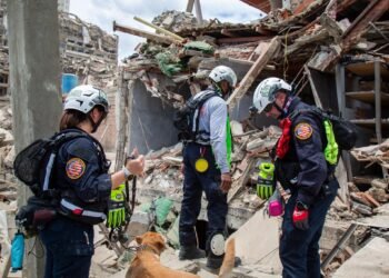 Muertos por terremoto en Venezuela ascienden 2,954 mientras presidenta interina anuncia recuperación del principal aeropuerto