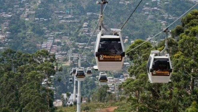 Presidente de Panamá anuncia avance del proyecto de teleférico urbano para San Miguelito
