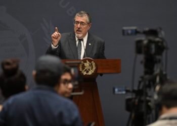 Mandatario guatemalteco espera resolución judicial sobre proceso de elección del rector de la Universidad de San Carlos