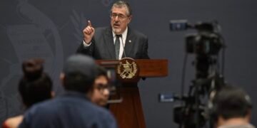 Mandatario guatemalteco espera resolución judicial sobre proceso de elección del rector de la Universidad de San Carlos